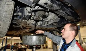 Co ile wymieniać olej w silniku? kluczowe informacje dla kierowców