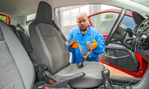Jak rozwinąć pas bezpieczeństwa - skuteczne metody i ważne wskazówki