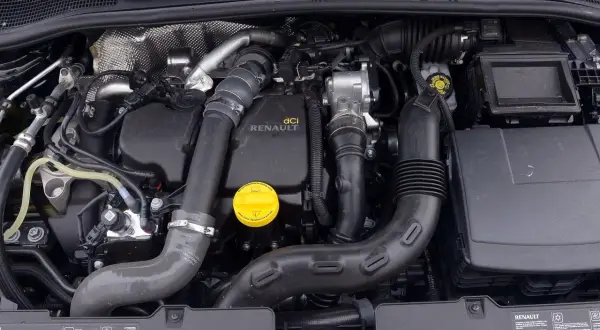 Renault Clio 4 jaki silnik wybrać? Porównanie jednostek napędowych