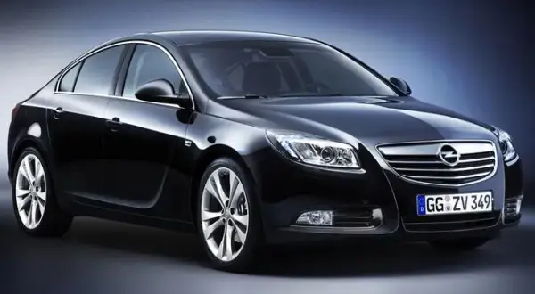 Opel Insignia opinie i wybór silnika – co warto wiedzieć przed zakupem?